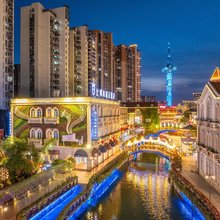 Beverly Boutique 比坲利精品酒店(盐城聚龙湖欧风花街店)