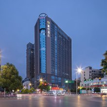 麓悦酒店(浏阳北正西购物中心店)