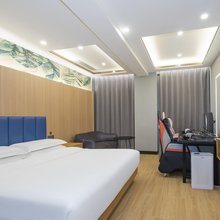 悦狮智能酒店(廊坊师范学院店)