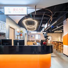 胡徐李青年旅社(户部巷司门口黄鹤楼地铁站店)
