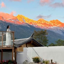 丽江恒昌宝隐陌花开雪山观景客栈(束河古镇店)