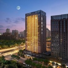 复美酒店(洛阳龙门高铁站市政府新区店)