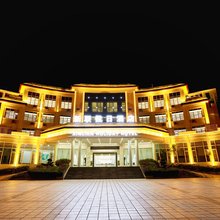 新联假日酒店(南航广州产教融合实验基地店)