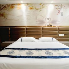 紫都商务酒店(成都职业技术学院青羊校区店)
