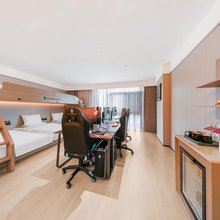 雷神电竞(米易时光水街店)