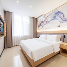 如家·UP华驿智旅酒店(秦皇岛山海关火车站店)
