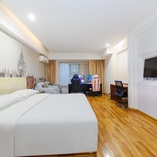 烈鸟电竞民宿(升龙广场店)