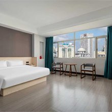 贵广商务酒店(贺州学院店)