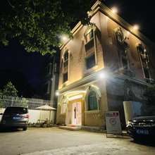 云栖轻奢别院(新一城珠江路美食街店)