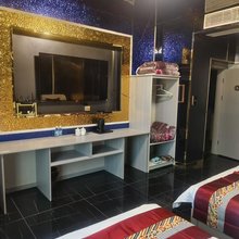 岗孜宾馆