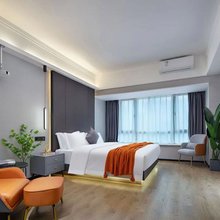 丽轩酒店(长沙龙湖芙蓉天街农业大学店)