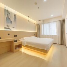 清源·原舍民宿(春熙路太古里店)
