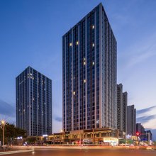 澜栖智慧酒店(乐山世豪广场高铁站店)
