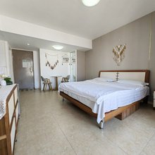山海关老龙头假日蓝湾一号公寓(河南路4号分店)