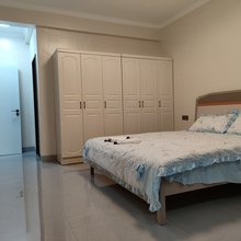 机场万达宝龙世纪雅苑民宿(纵三路分店)