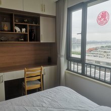 浪漫的娜家公寓(环湾西路分店)
