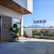 佛冈汤塘田畔泉舍民宿