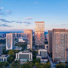 曼斯丽卡高空观景酒店(昆明高铁南站春融街地铁站店)