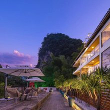 湖隐民宿(花果山景区店)