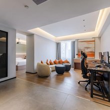 腾顽·ALIENWARE外星人电竞酒店(东莞南城西平地铁站店)
