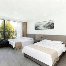 金岁·White全景丨智能·影音美宿(开封万岁山大宋武侠城店)