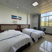 通灵卫龙民宿