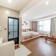 十悦民宿(龙门石窟西北游客中心店)