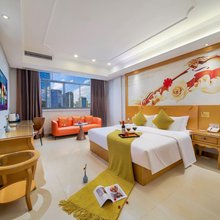 枫雅酒店(上饶万年国际珍珠城财富步行街店)