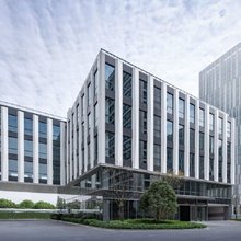 南贰·街里酒店(成都双流国际机场店)