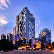 熹月里酒店(成都九眼桥牛市口地铁站店)