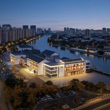 苏州吴江东太湖风景区运河大道亚朵酒店