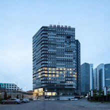华驿精选酒店(大连高新万达广场店)