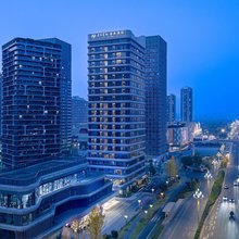 成都凤凰山体育公园逸衡酒店(五粮液文化体育中心店)
