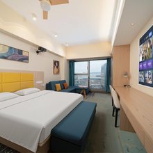 武汉泊雅沃德酒店(光谷科技会展中心大悦城店)