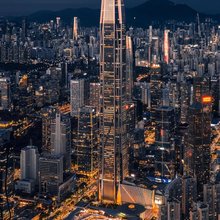 泊雲漫居·高空城景|SeaView云端酒店(深圳水贝国际黄金珠宝城店)