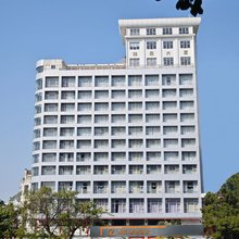 江门三十三墟街侨蕴熹悦酒店