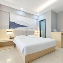 东莞莱斯轻居公寓(华为欧洲小镇店)