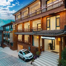 花香四季精品客栈(西江千户苗寨景区大北门店)