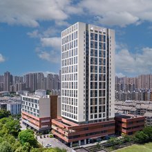 鄂A云瑾酒店(巨龙大道武汉天河机场店)