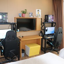 嘉腾电竞民宿(天津空港滨海国际机场店)