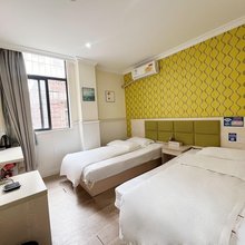 橙子青旅(广州花都融创文旅城店)