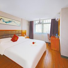 武汉金廷宾馆(武汉广埠屯地铁站店)