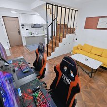 云顶空间loft电竞民宿(万达广场店)