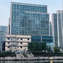 小语民宿(苏宁广场庆云桥地铁站店)