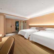 全艺酒店(武汉科技大学黄家湖校区武汉交通职业学院店)