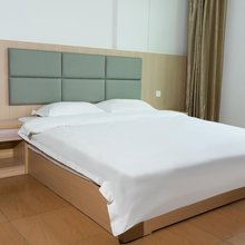 兴国绿洲宾馆(五福广场店)