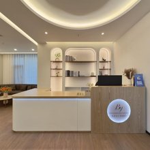 铂悦设计师民宿(苏宁广场店)