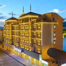 仙侠·云季丨CourtyardVacationPool庭院度假酒店(上饶望仙谷店)