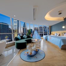 美墅天晴高空观景酒店(重庆解放碑洪崖洞店)