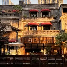 境隐阁酒店(重庆解放碑步行街洪崖洞店)
